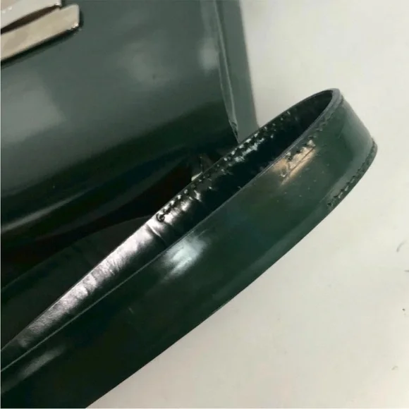 Gucci Green Leather Shoulder Bag - Picture 6 of 16